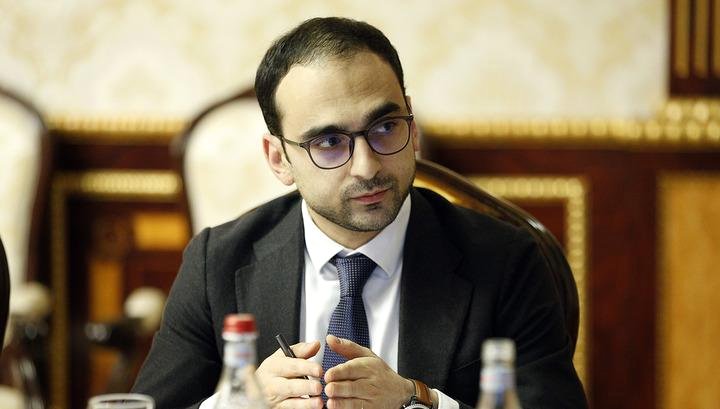 Ավինյանը որոշել է փոփոխություններ անել իր աշխատակազմում. նա 5 հոգու ազատել է պաշտոններից  