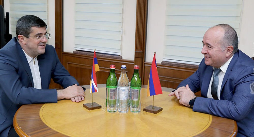 Հանդիպել են ՀՀ պաշտպանության նախարարն ու Արցախի նախագահը 