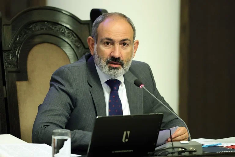 Փաշինյանն այսօր կմեկնի. ինչ է սպասվում. Ժողովուրդ