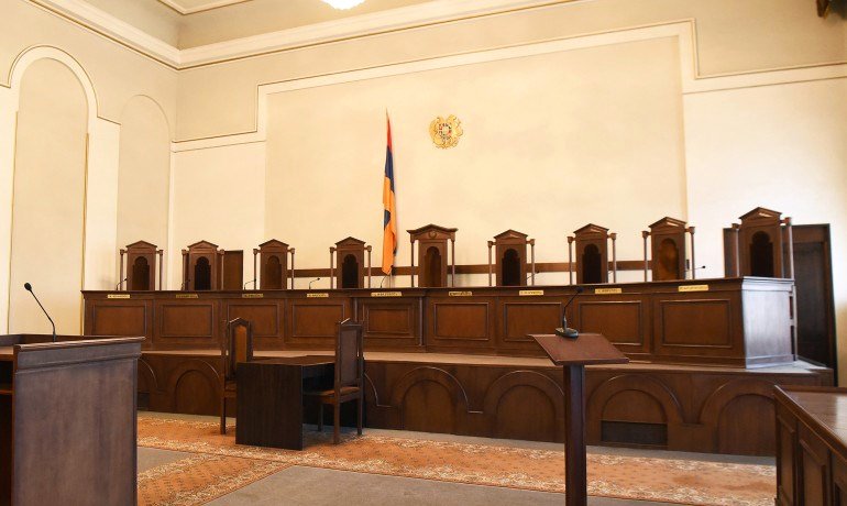 ՍԴ-ն վարույթ է ընդունել՝ ԱԺ նախագահի ընտրության սահմանադրականությունը վիճարկող ընդդիմադիրների դիմումը