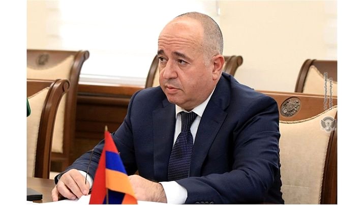 Միջպետական կրքեր ՊՆ-ում․ ինչո՞ւ ազատվեց Արշակ Կարապետյանը 