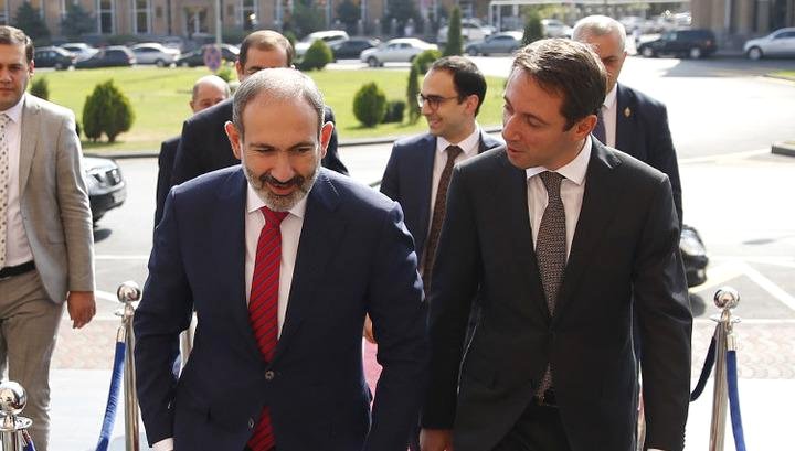 Իշխանությունը գրոհում է Երևանի քաղաքապետի դեմ. Փաստ