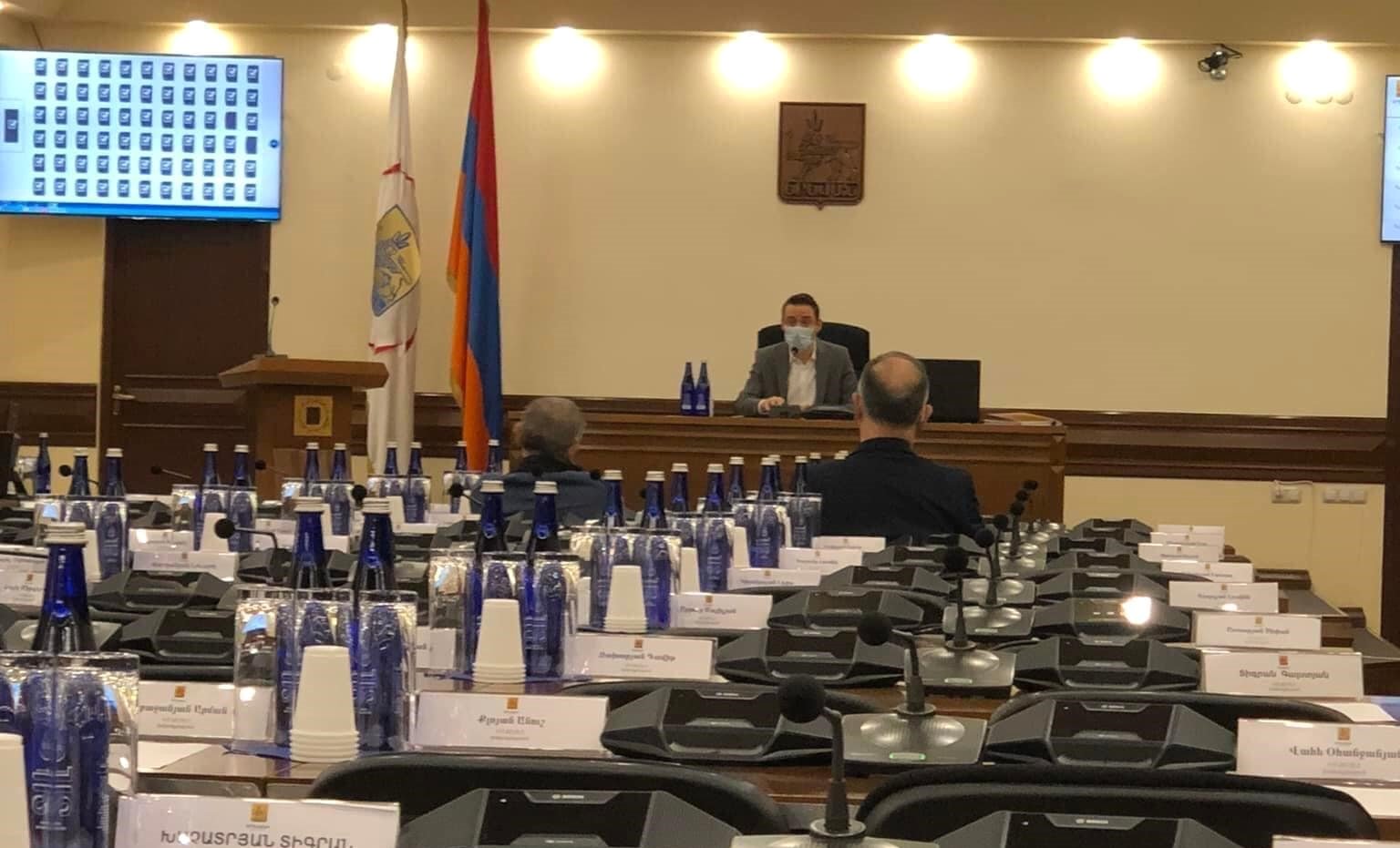 Արժանի եք իրար․ Հովհաննես Ազոյանը՝ Մարությանի և Փաշինյանի մասին