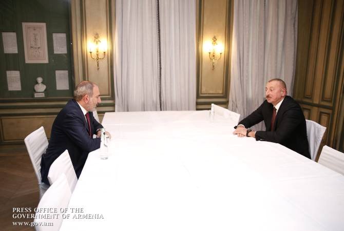Շարունակել ենք քննարկել մեր օրակարգի հարցերը. Փաշինյանը՝ Ալիևի հետ առանձնազրույցի մասին