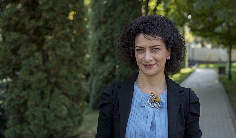 «Տոտոն» և «Վիվառո»-ն Աննա Հակոբյանի հիմնադրամին գումար են փոխանցել