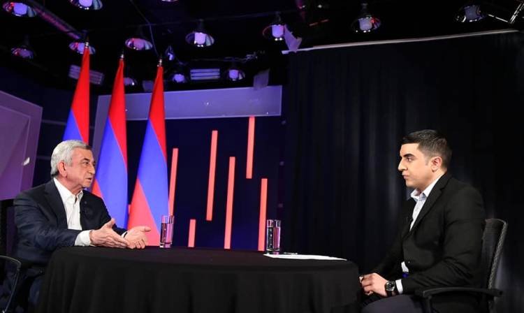   Ասոիլիսի փոխարեն՝ հարցազրույց․ Հրապարակ
