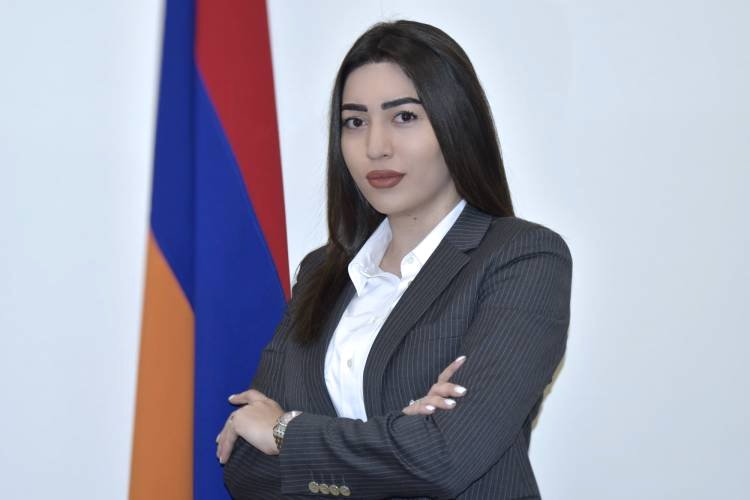27-ամյա փոխնախարարը իր ամուսնու ղեկավարն է դարձել