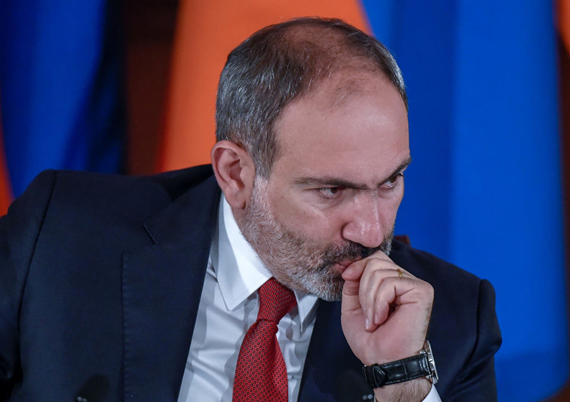 Կառավարությունը մաքսատուրքից ազատեց «Ռոյալ Գլաս Գրուպ»-ին և «Ջերմուկ Գրուպ»-ին