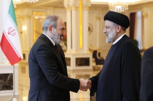 Փաշինյանն Իրանի նախագահին հրավիրել է Հայաստան