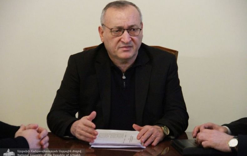 ԱՀ ԱԺ նախագահ Արթուր Թովմասյանը հրավիրել է աշխատանքային խորհրդակցություն
